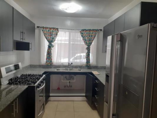 , Casa en alquiler en Rufina Alfaro | P2960580