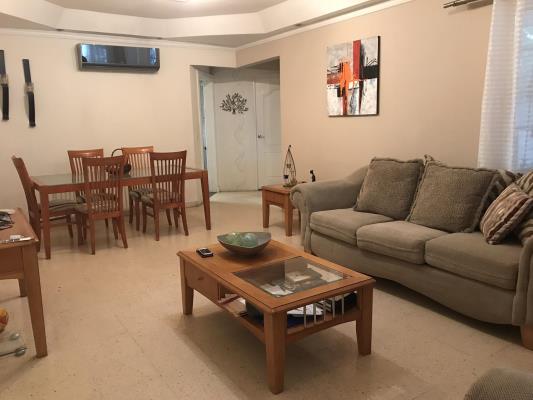 , Casa en alquiler en Parque Lefevre | P2973026