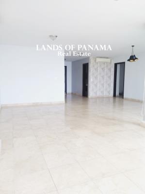 Titanium, Área Metropolitana