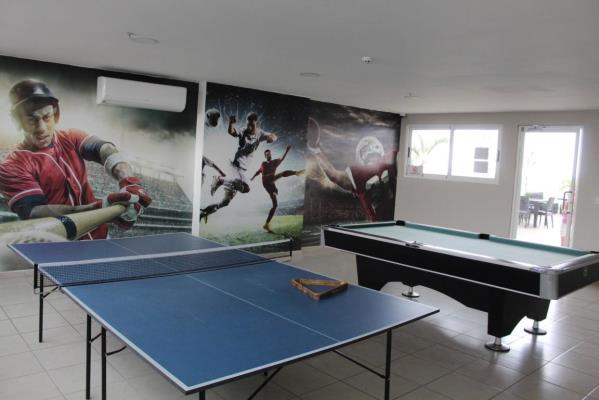 Ibiza Bay View, Área Metropolitana