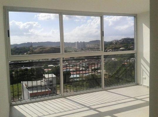 Alsacia Towers, Amelia Denis De Icaza