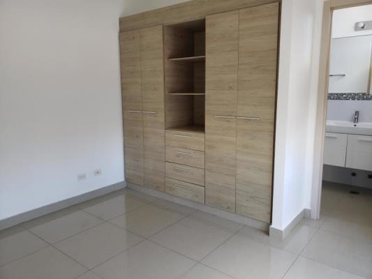 Rainbow Tower, San Francisco