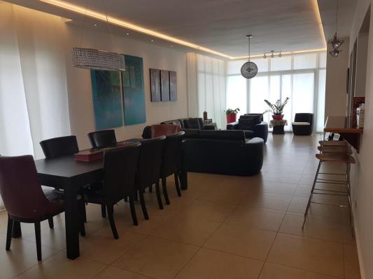 , Amelia Denis De Icaza