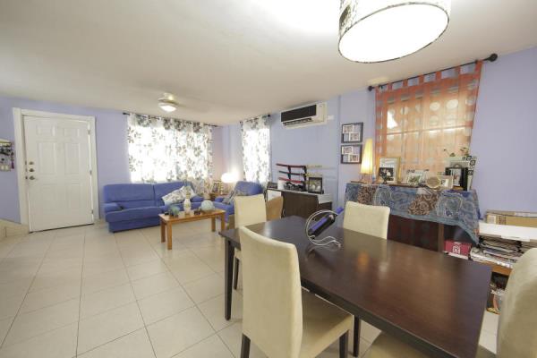 Dorado Lakes , Betania