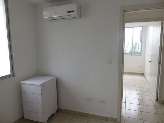 Plaza Valencia, Área Metropolitana