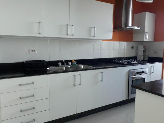 Quartier 74, Panamá