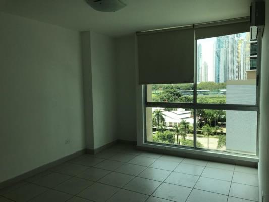 Green Bay, Costa del Este