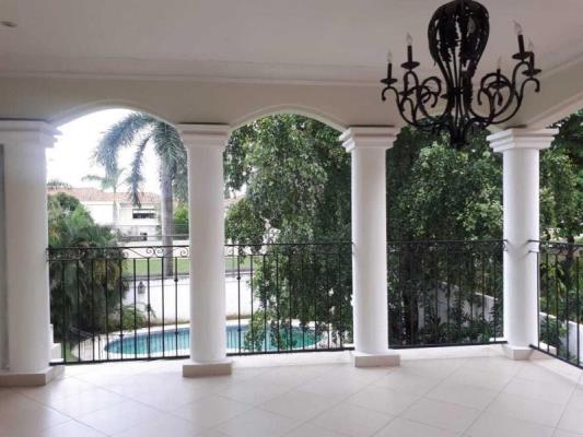 Las Begoñas, Área Metropolitana