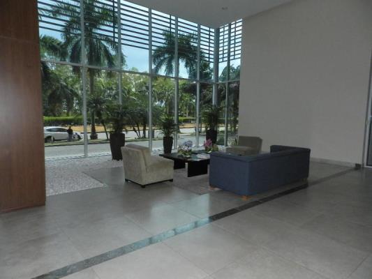 Bayside Condominium, Costa del Este