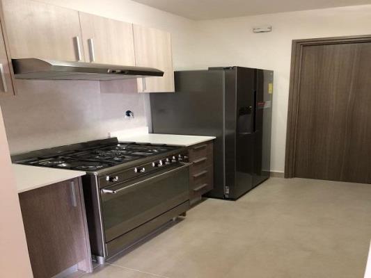 Bosques del Pacífico, Arraiján