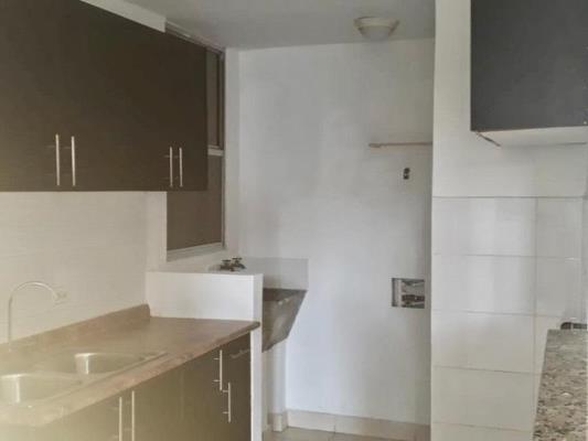 Torres de Toscana, Área Metropolitana