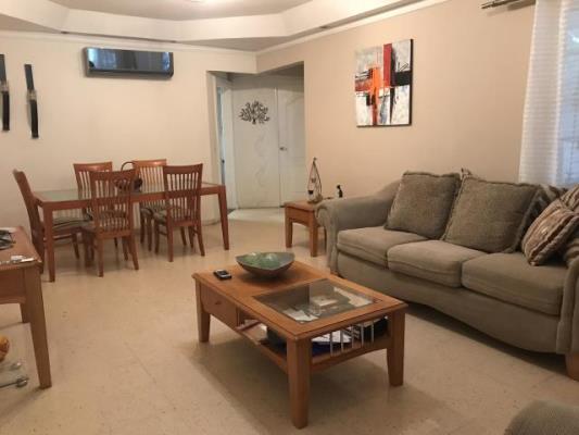 , Casa en alquiler en Parque Lefevre | P3133256