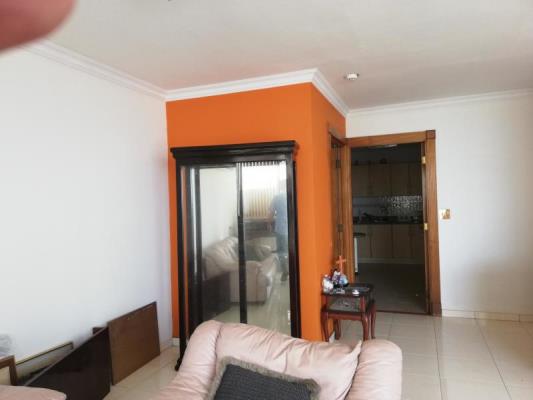 Los Pilares, apartment