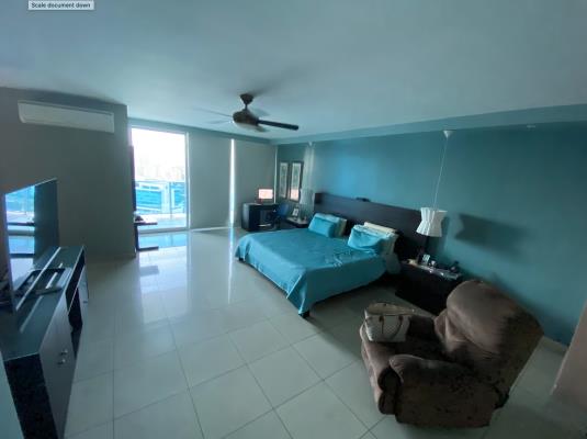 Waterfalls, Área Metropolitana