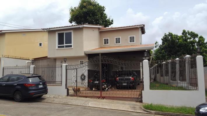 , Casa en alquiler en Barrio Colón | P3194681