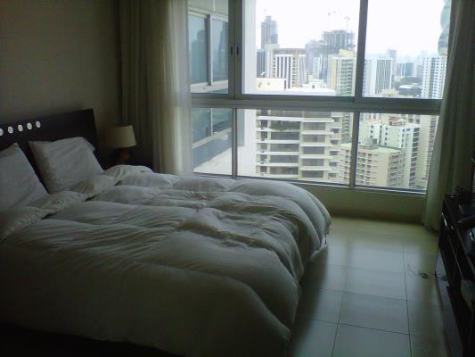 Grand Bay Tower, Área Metropolitana