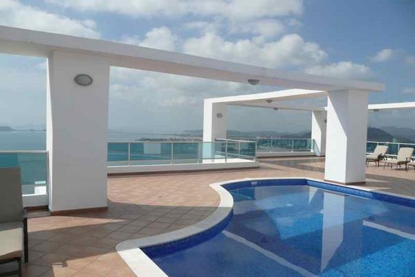 Grand Bay Tower, Avenida Balboa