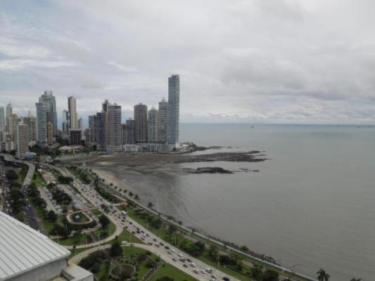 Villa del mar, Avenida Balboa