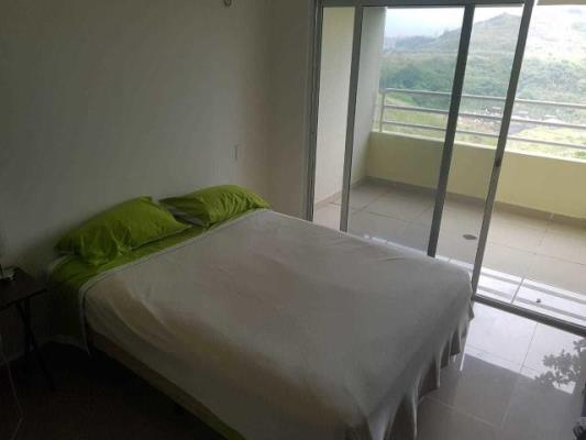 Altamira Gardens, Santa Clara