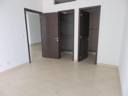 Grand Tower, apartamento