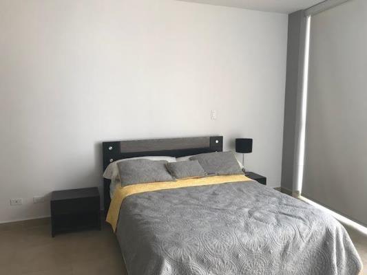 The One Tower , apartamento