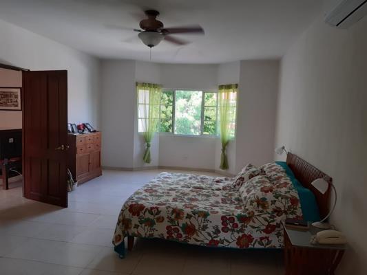 Costa Serena, Costa del Este