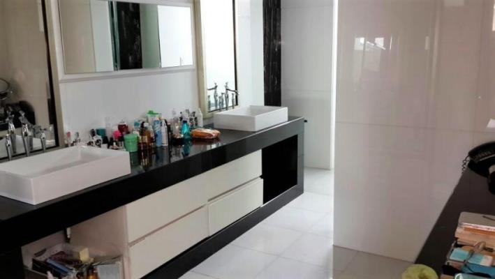 Toscana del Este, Costa del Este