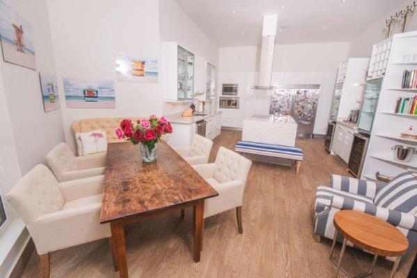 The Belvedere park, Coco del Mar