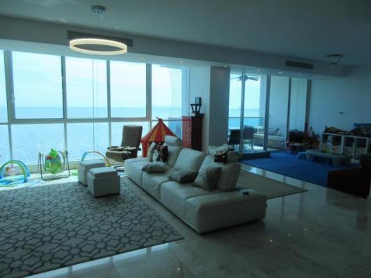 Vitri, Área Metropolitana