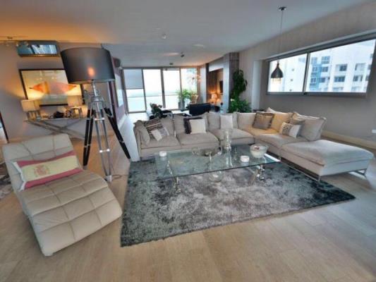 Aqualina, Área Metropolitana