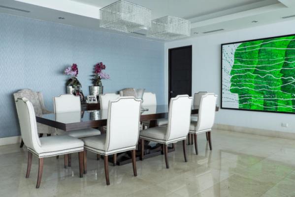 Ten Tower, Área Metropolitana