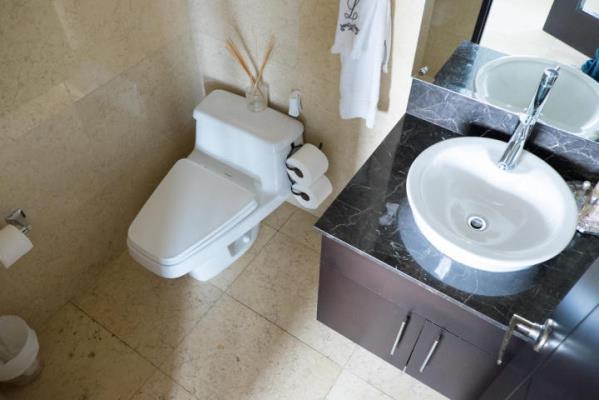 Ten Tower, Área Metropolitana