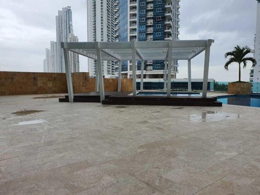 Titanium, Área Metropolitana