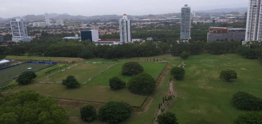 Titanium, Costa del Este