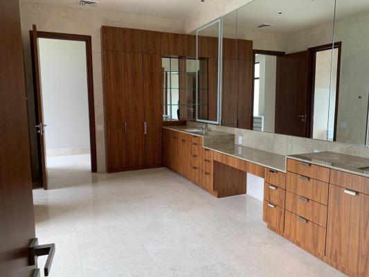 Santa Maria Court, Santa Maria