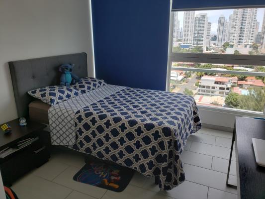 The Towers, Área Metropolitana