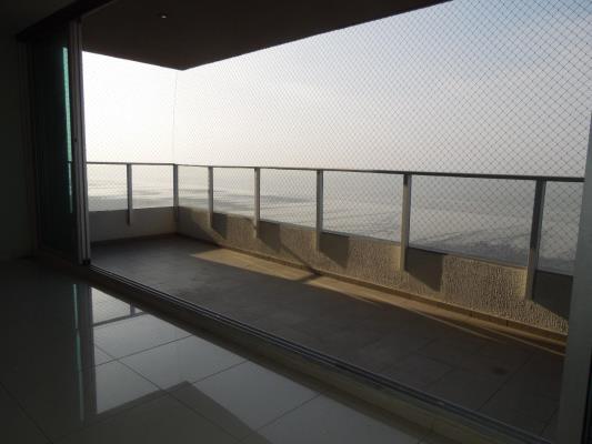 Altamar del Este, Área Metropolitana