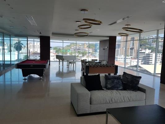 The Palace, Área Metropolitana