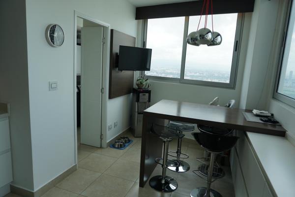 Pearl at the Sea, Costa del Este