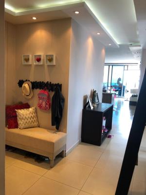 Icon Tower, apartamento