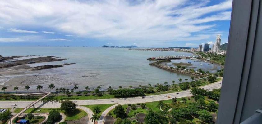 Waters on the bay, apartamento