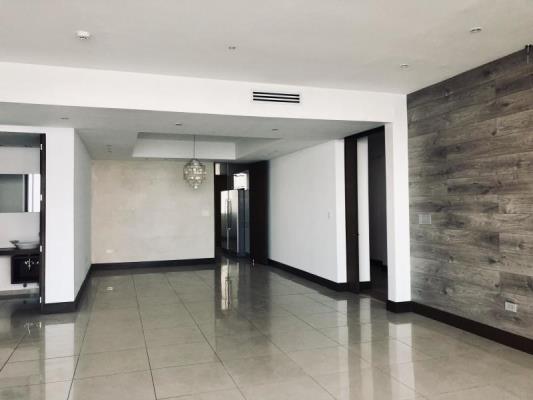 Bayside Condominium, Metropolitan Area