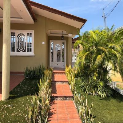 Brisas del Golf Panamá, casa