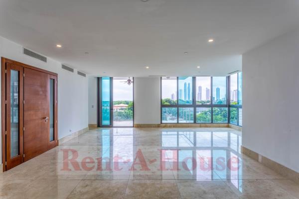 , Apartamento en alquiler en Santa Maria | P3366741