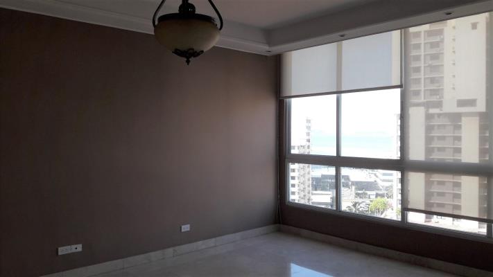 Bahia Esmeralda, Bella Vista