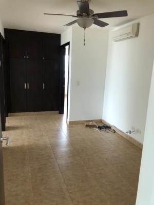 Titanium, apartamento