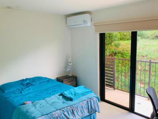 Embassy  Village, Curundú