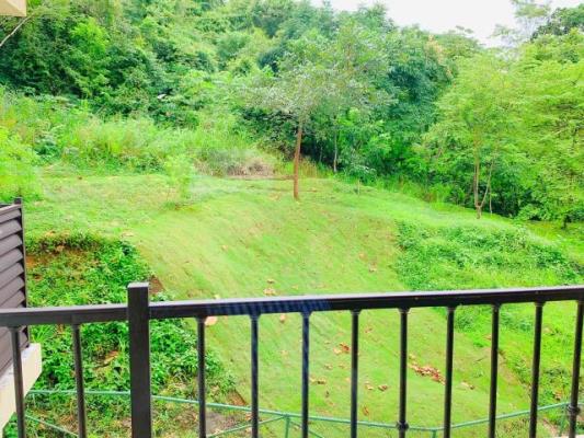 Embassy  Village, apartamento