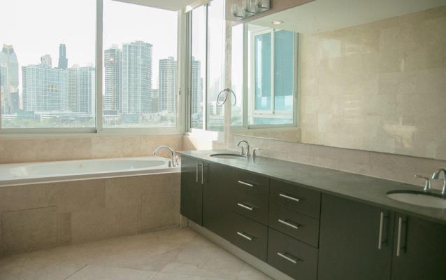 The Point, Punta Pacifica