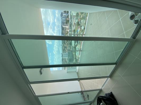 Highland View, Área Metropolitana